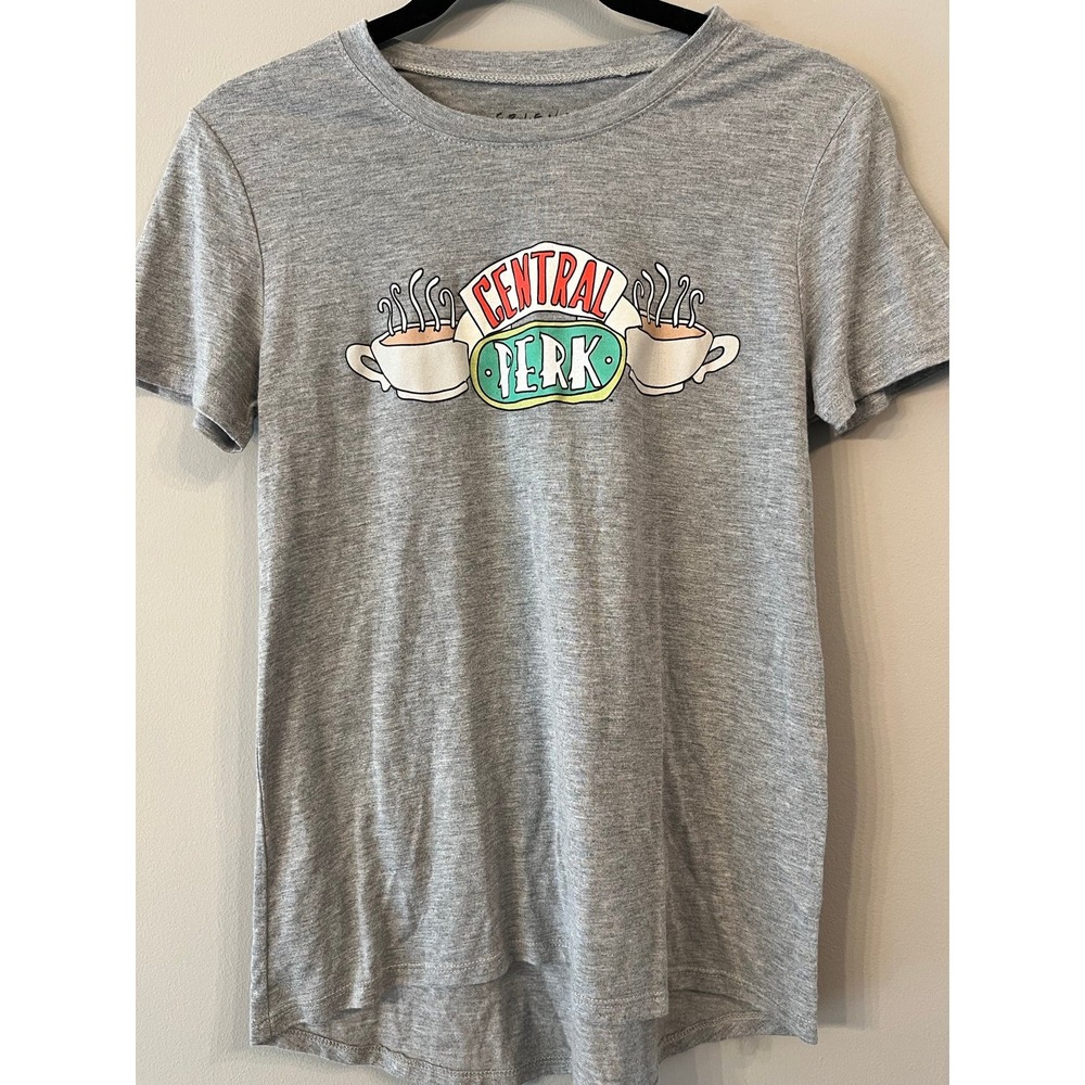 FRIENDS t shirt